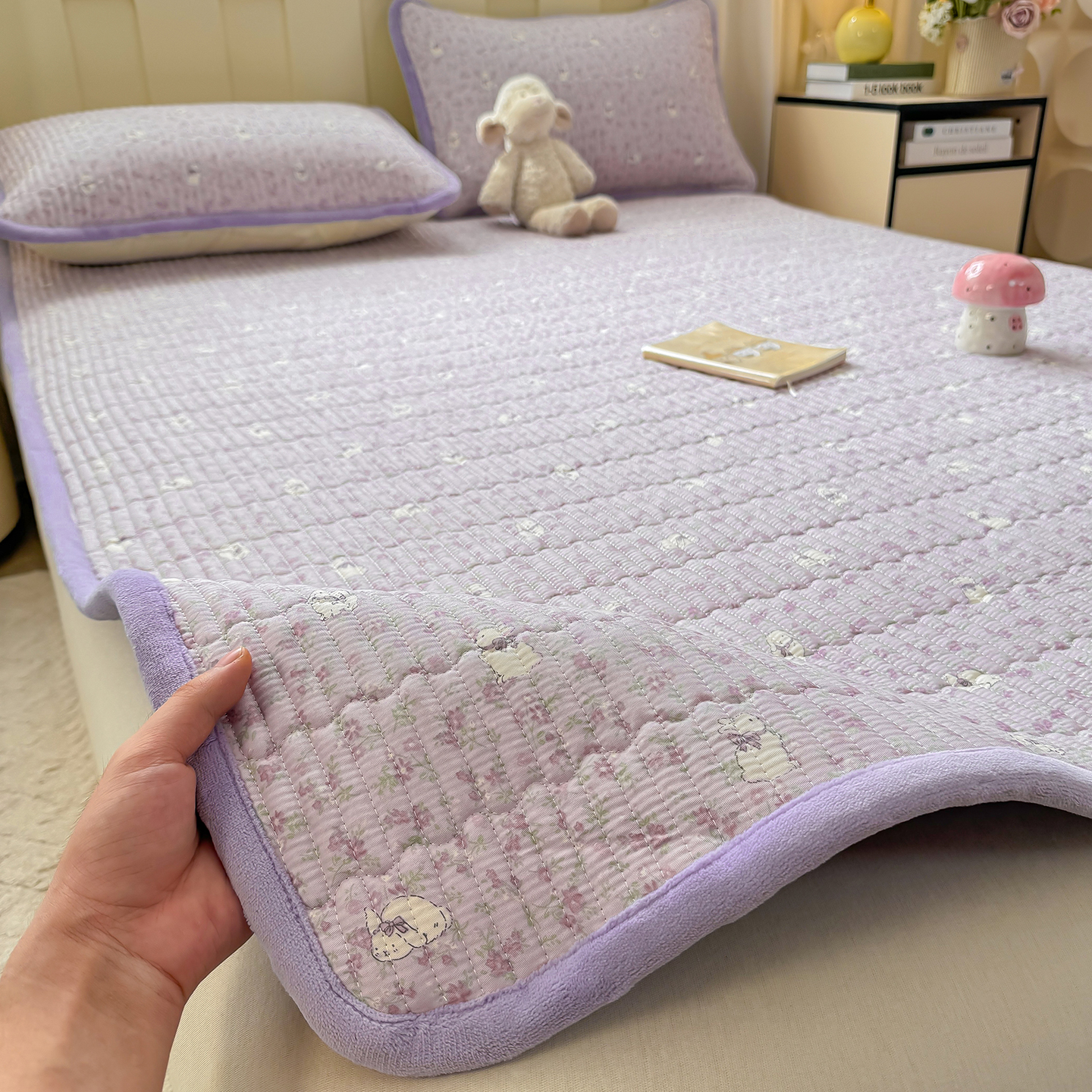 A类牛奶绒全棉床盖三件套