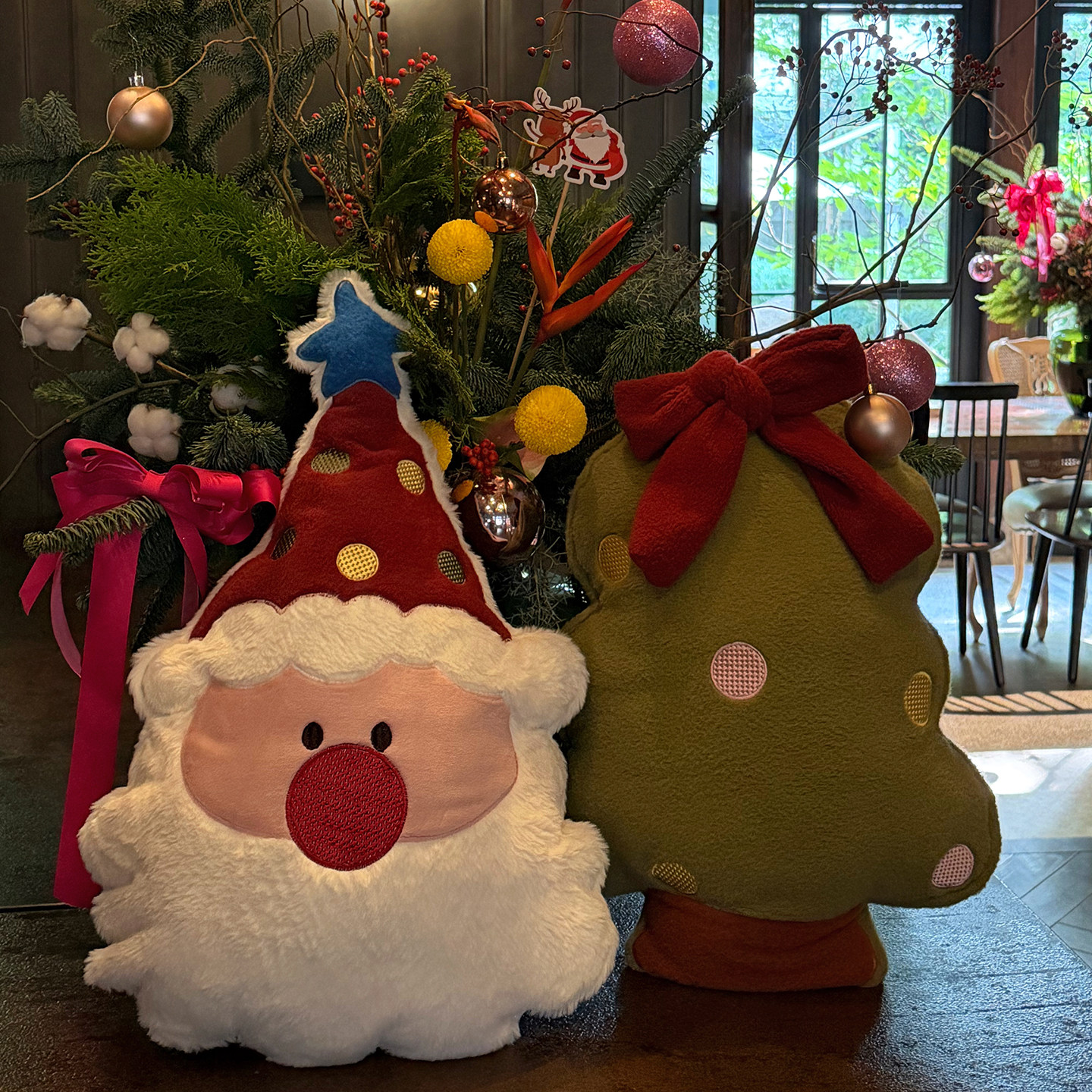 网红圣诞节抱枕羊毛绒玩偶