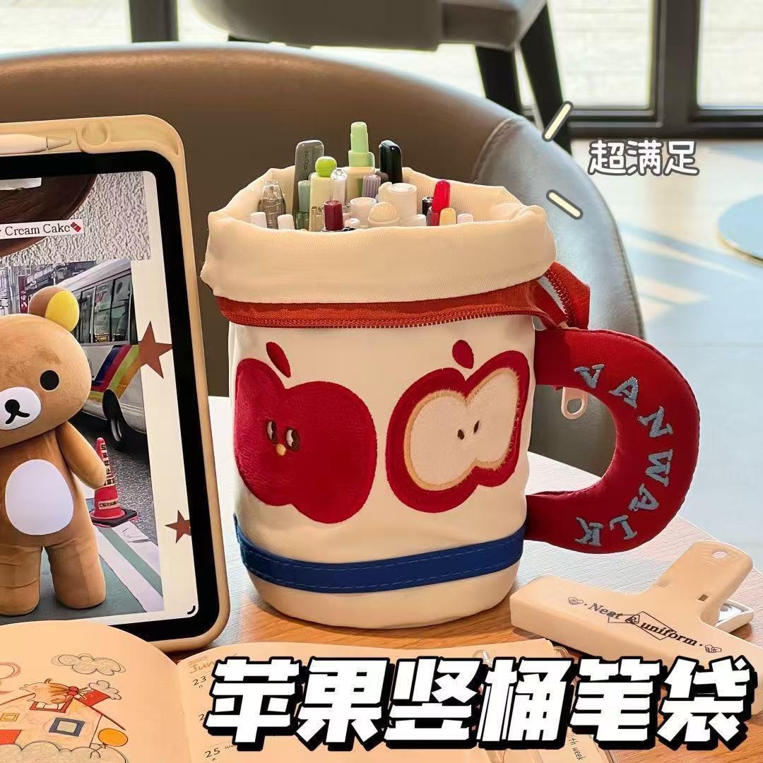新款苹果竖桶笔袋ins风高颜值小众设计学生文具大容量笔筒收纳袋