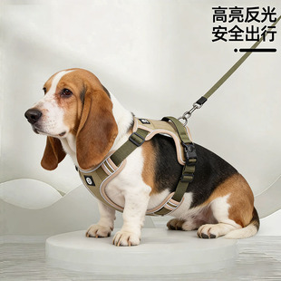 狗狗胸背牵引绳大型犬高颜值一体轻薄战术可爱防爆冲背心式巴吉度