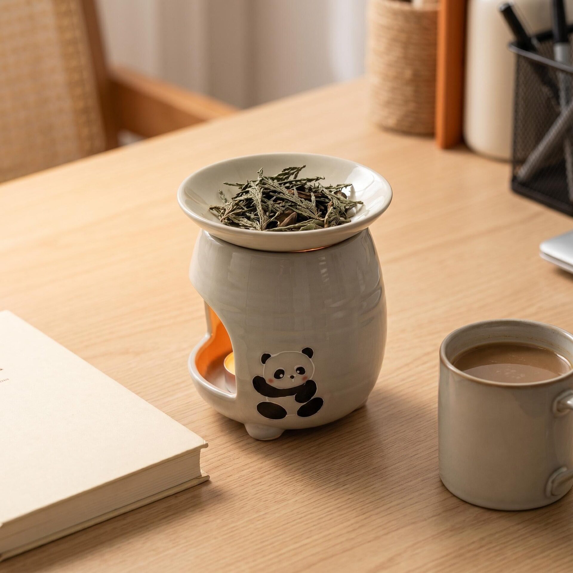 三足防烫陶瓷香薰炉手绘熊