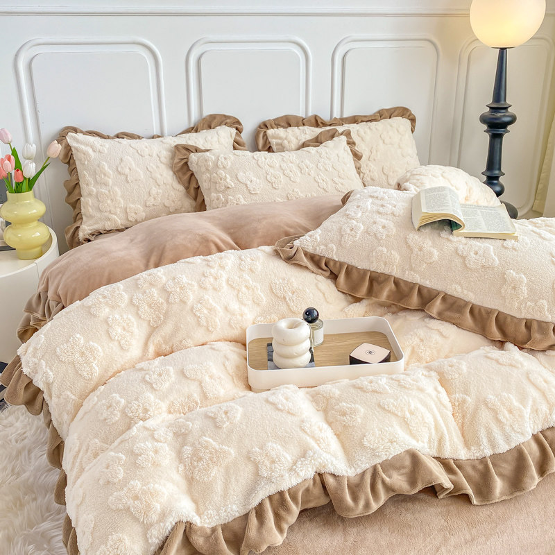 WINTER THICKENED TAAFFEA THREE-DIMENSIONAL FOUR-PIECE SET OF MILK VELVET DOUBLE-SIDED VELVET FLANNEL QUICK WARM QUILT COVER NAKED SLEEPING BABY VELVET