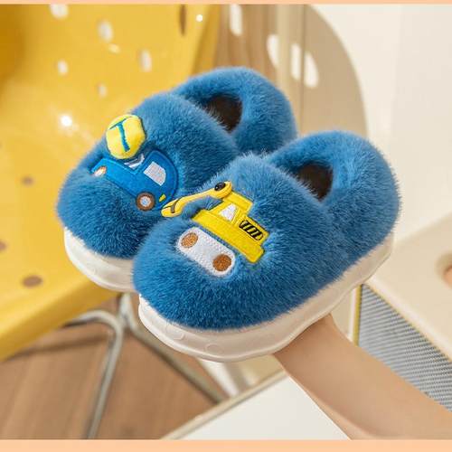伊帖卡通可爱儿童秋冬毛绒棉拖鞋