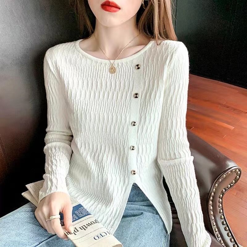 品牌秋冬打底衫时尚减龄毛衣女针织衫薄款开衩小众设计感修身上衣