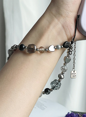 ins爱心款手机挂链挂件时尚百搭甜酷风小众设计感强串珠挂件结实耐用黑白色系ccd挂件包包挂件防丢防摔饰品