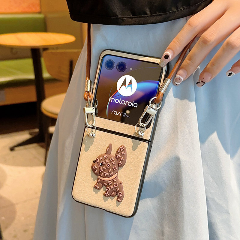 适用摩托罗拉razr40Ultra手机壳斜挎狗狗moto razr 40 Ultra折叠屏蚕丝纹高级感razr2022个性时尚防摔保护套