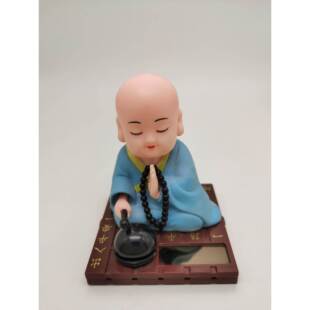 380汽车摆公件网红可装爱摇车头淡定小和尚仔男女车载内饰用品太