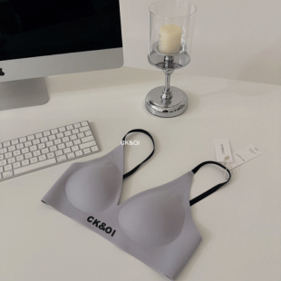 C&K&OI深V素肌220#漫画胸果冻bra 无痕无钢圈厚杯女士内衣美背