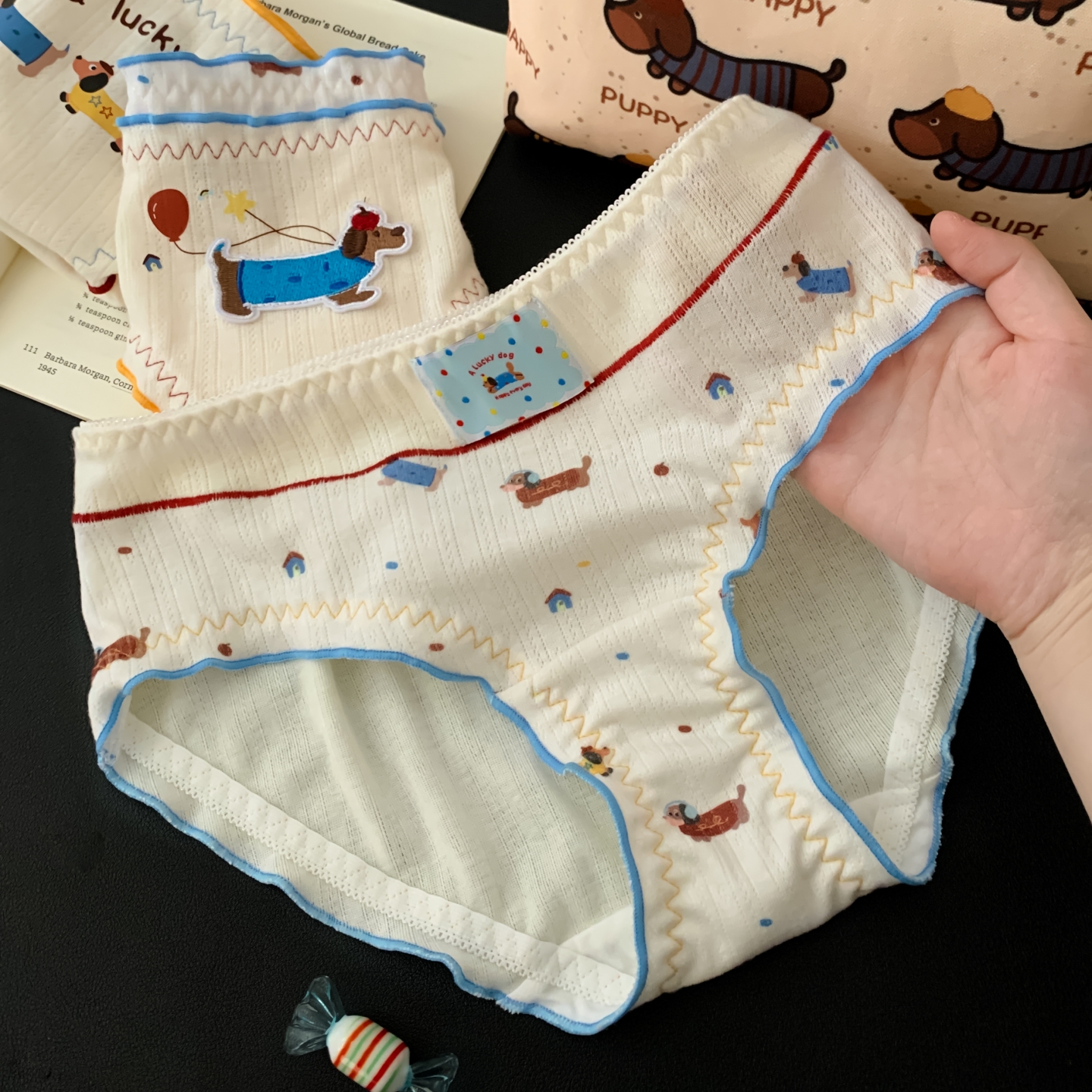 敲可爱的腊肠狗印花内裤吖~