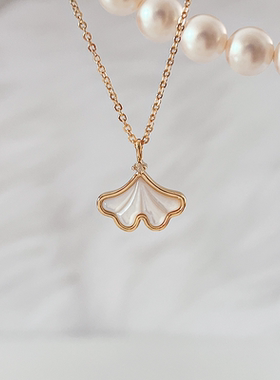 浮雕白贝杏叶吊坠可拆卸弹簧扣吊坠珍珠项链饰品配件