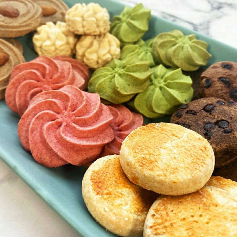 曲奇饼干零食小包装手工曲奇网红大礼包喜饼礼盒装年货小零食