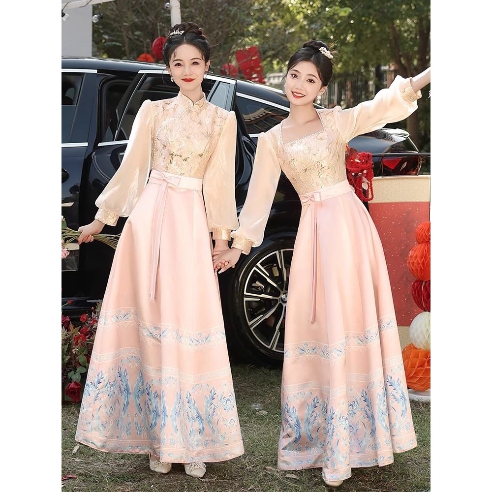 新中式伴娘服姐妹团时尚大气粉色马面裙敬酒服新娘订婚结婚礼服裙