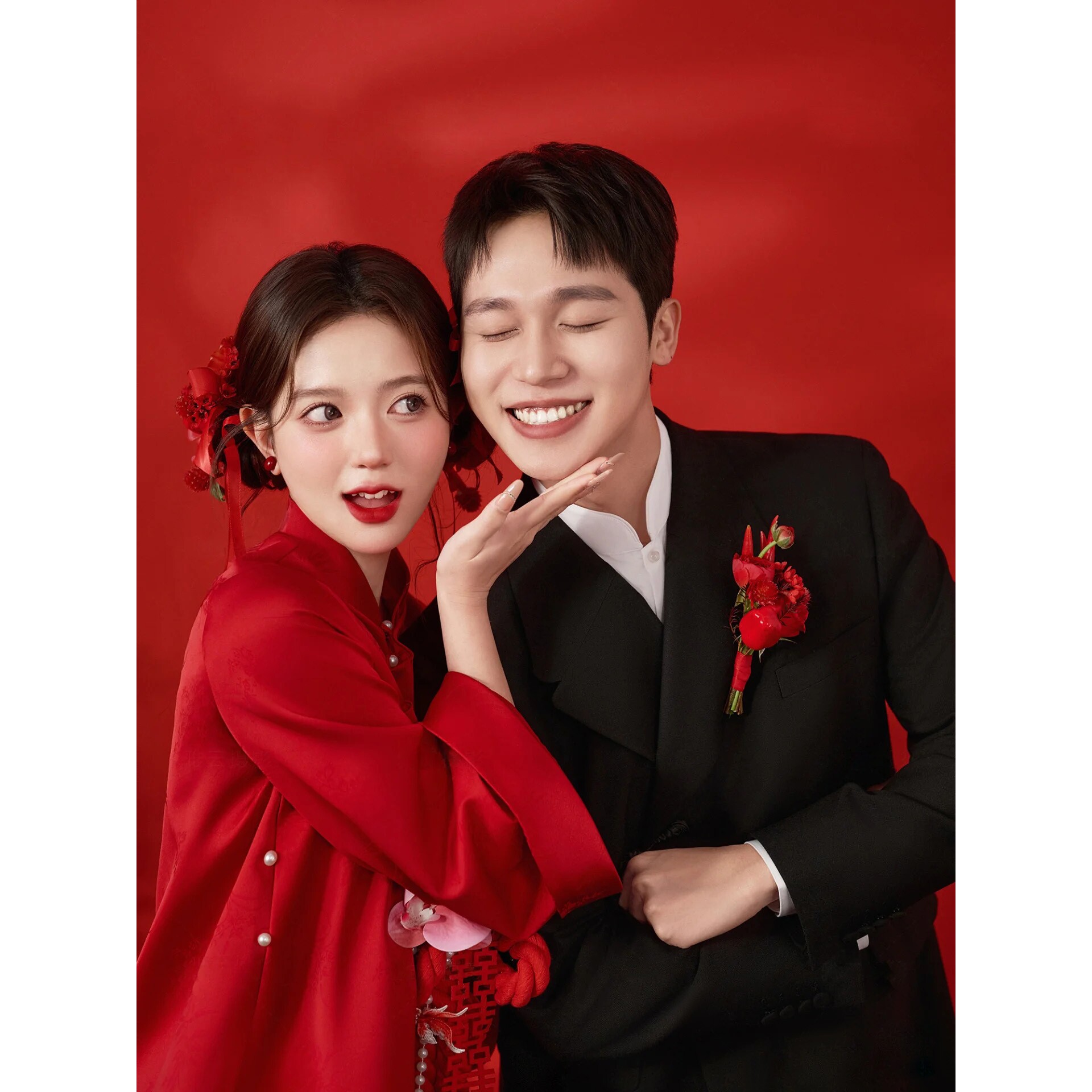 男士中式两件套西装新郎礼服结婚主持人商务西服影楼情侣写真正装