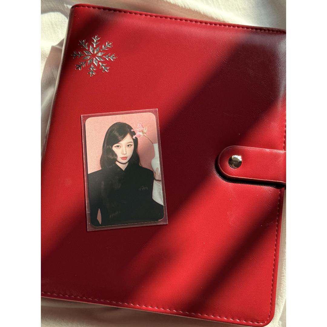 红色雪花皮质a5四宫格活页卡册虞书欣3寸小卡拍立得相册照片收纳