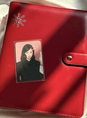 红色雪花皮质a5四宫格活页卡册虞书欣3寸小卡拍立得相册照片收纳