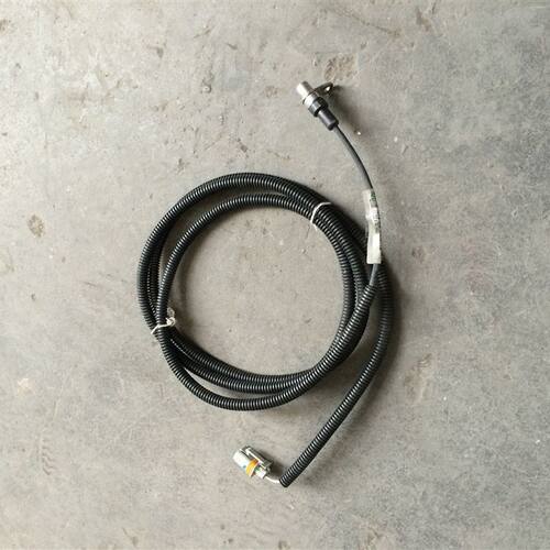 适用于重汽汕德卡豪沃T7H汕德卡ABS传感器810W27120-6182
