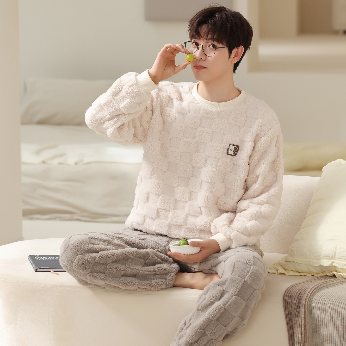 2025年新款秋冬季天男士睡衣简约