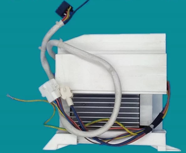 TG70-1201LPD(S)小天e洗衣机302430600031电机变频板302302117216