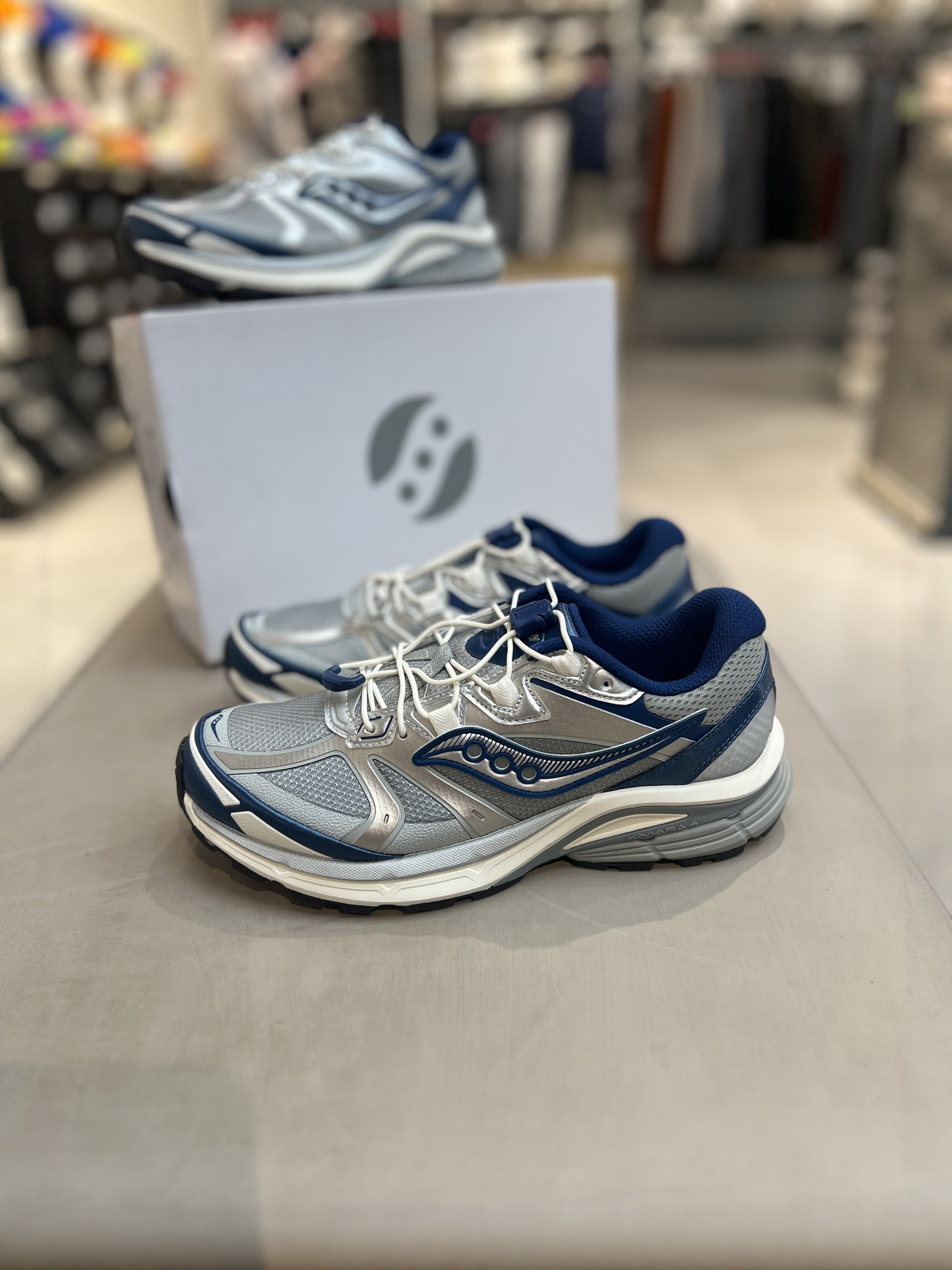 Saucony Kinvara跑步鞋