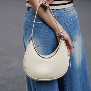 IAMNOT秋冬新款蛋壳包原创设计简约通勤单肩包女半月型弯月腋下包