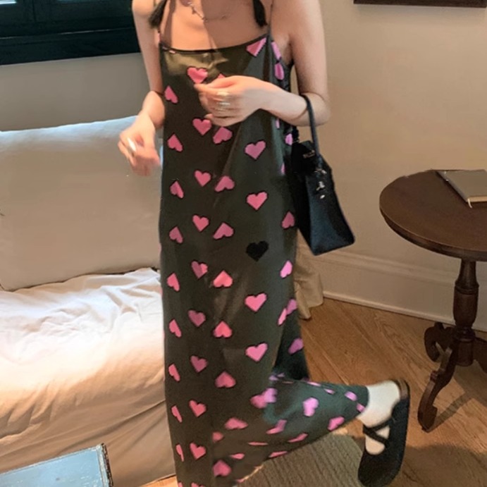 睡裙女款夏季薄款吊带网红爆款睡衣女家居服韩版连衣裙可外穿辣妹
