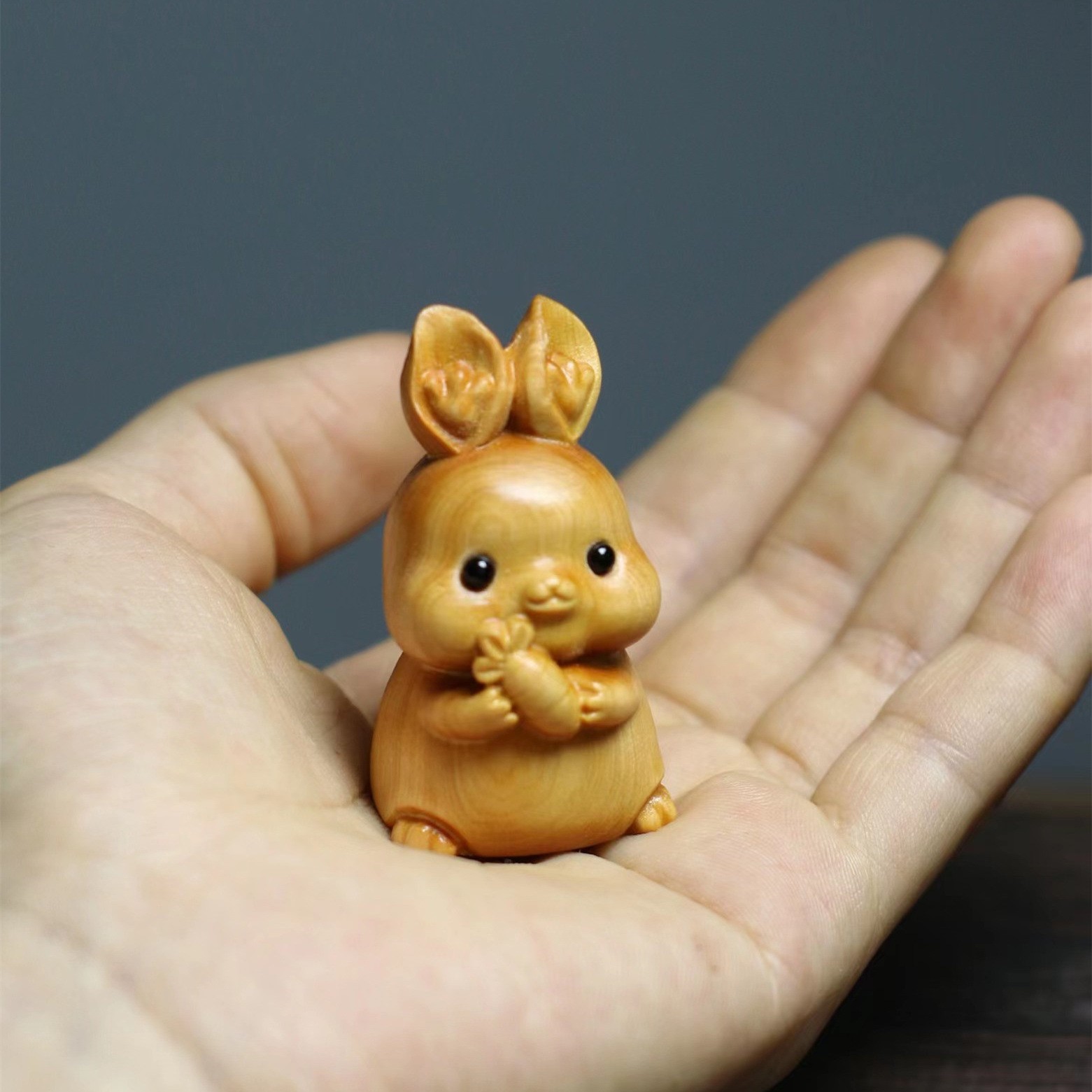 崖柏木雕小兔子手把件可爱生肖兔年小动物汽车摆件送礼品生日礼物