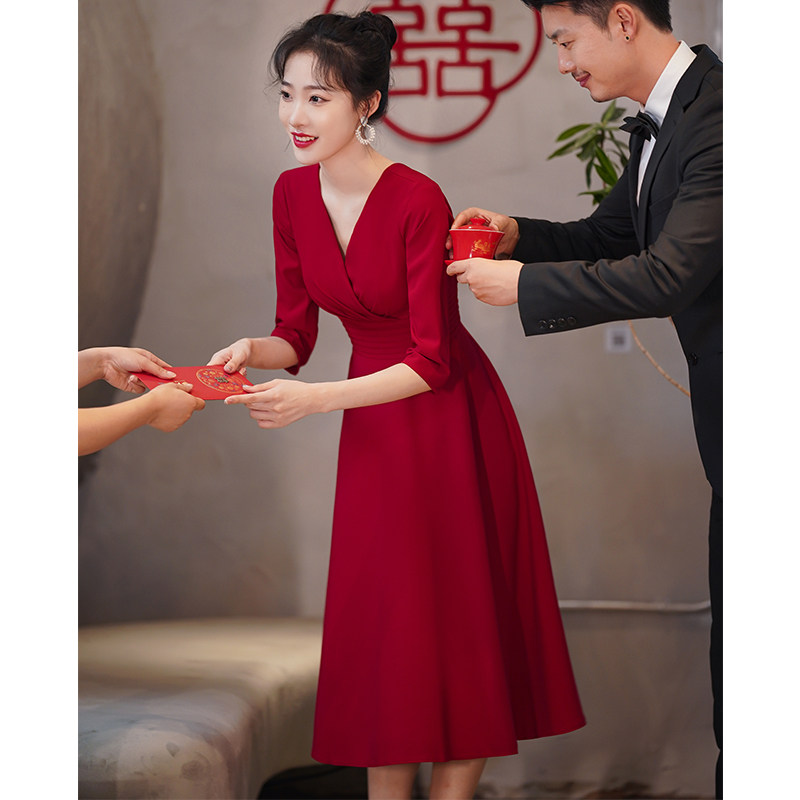 敬酒服新娘小个子酒红色结婚订婚连衣裙平时可穿回门宴礼服女夏季高性价比高么？