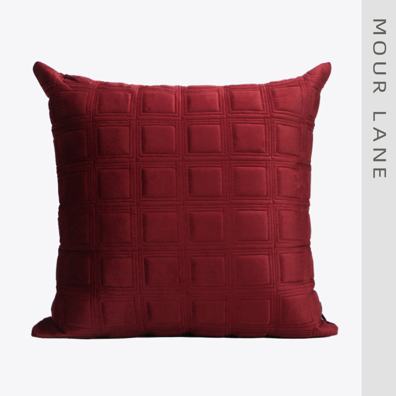 现代简约轻奢别墅样板房沙发客厅靠包靠垫抱枕绛红色方格绗缝方枕