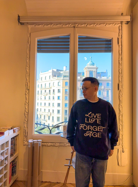 LLFA24AW新款主题logo空气棉藏蓝色圆领卫衣