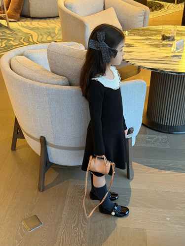 Millie Baby｜25春秋BP樱桃法式女童花边领绵羊毛针织袖连衣裙
