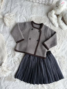 Millie Baby|24年秋冬韩国儿童复古洋气双排钮扣开衫毛衣套装