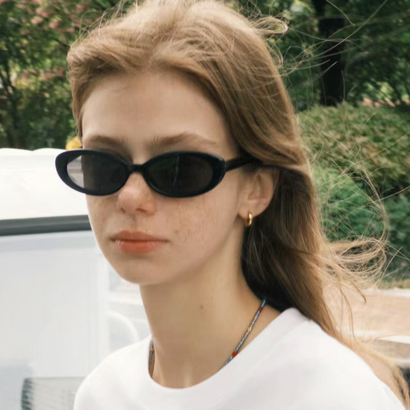 欧美小框椭圆黑色太阳眼镜女潮网红款显脸小防紫外线美式墨镜ins,ZIPPO/瑞士军刀/眼镜,太阳眼镜,淘宝优惠券,粉丝福利购,淘宝优惠卷