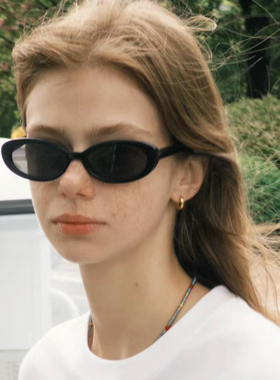 美式墨镜ins小框椭圆黑色眼镜女