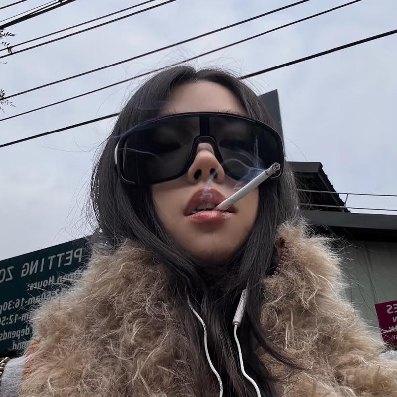 骑行墨镜女潮大框黑色圆脸显瘦个性凹造型防风沙遮阳太阳眼镜男