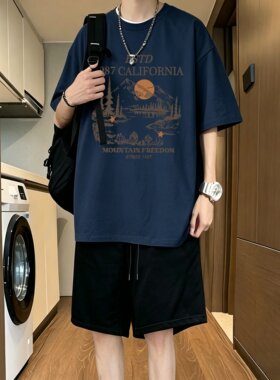 短袖短裤套装男夏季休闲运动T恤男生一套韩版宽松短袖T恤潮牌学生