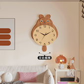 龙猫可爱挂钟客厅家用钟表新款 静音摇摆石英钟创意万年历时钟挂墙