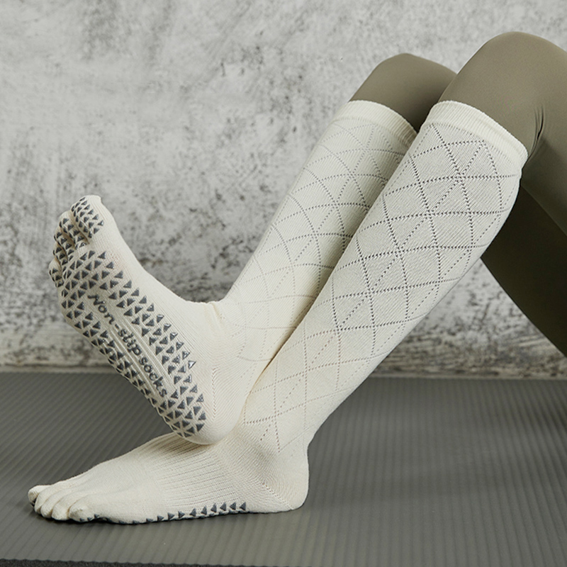 中筒瑜伽袜子防滑专业女五指袜长筒网格白色健身普拉提健身训练袜,女士内衣/男士内衣/家居服,长筒袜,淘宝优惠券,粉丝福利购,淘宝优惠卷