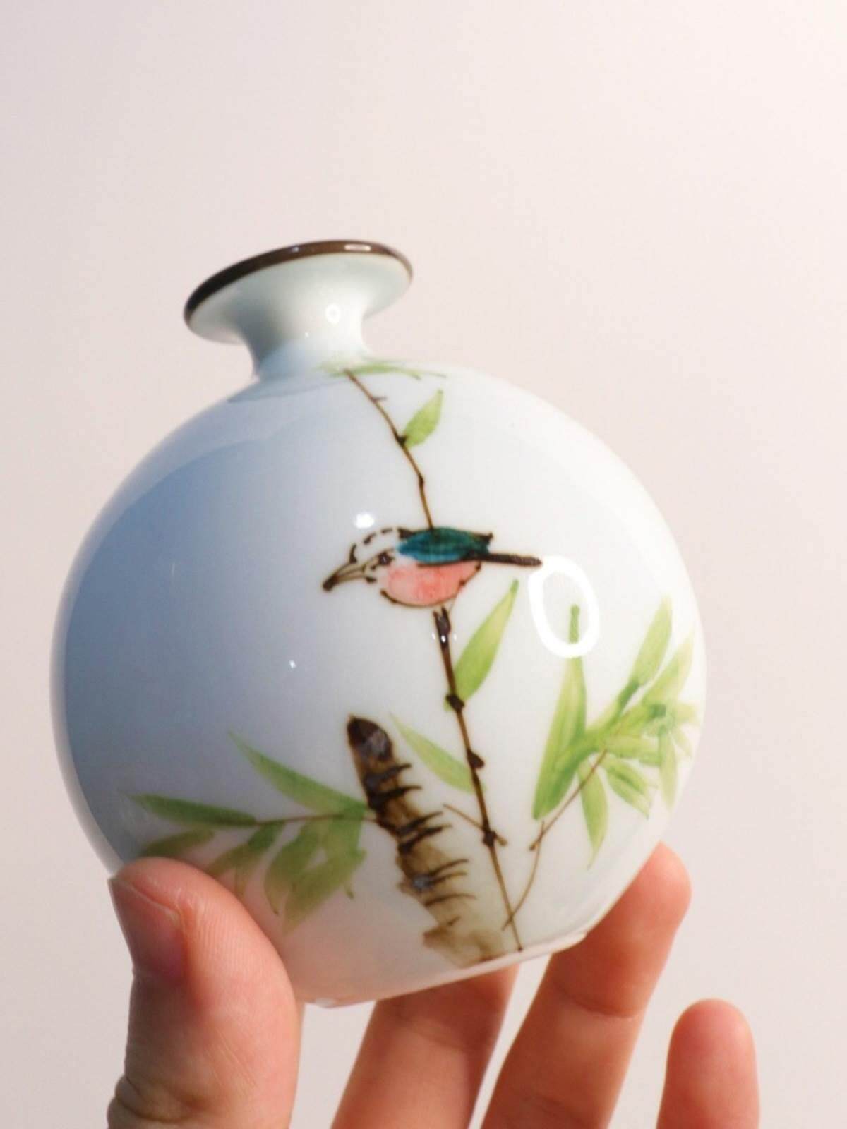 来是泥手绘花瓶文艺小清新花卉瓶子可存水花插花器景德镇陶瓷原