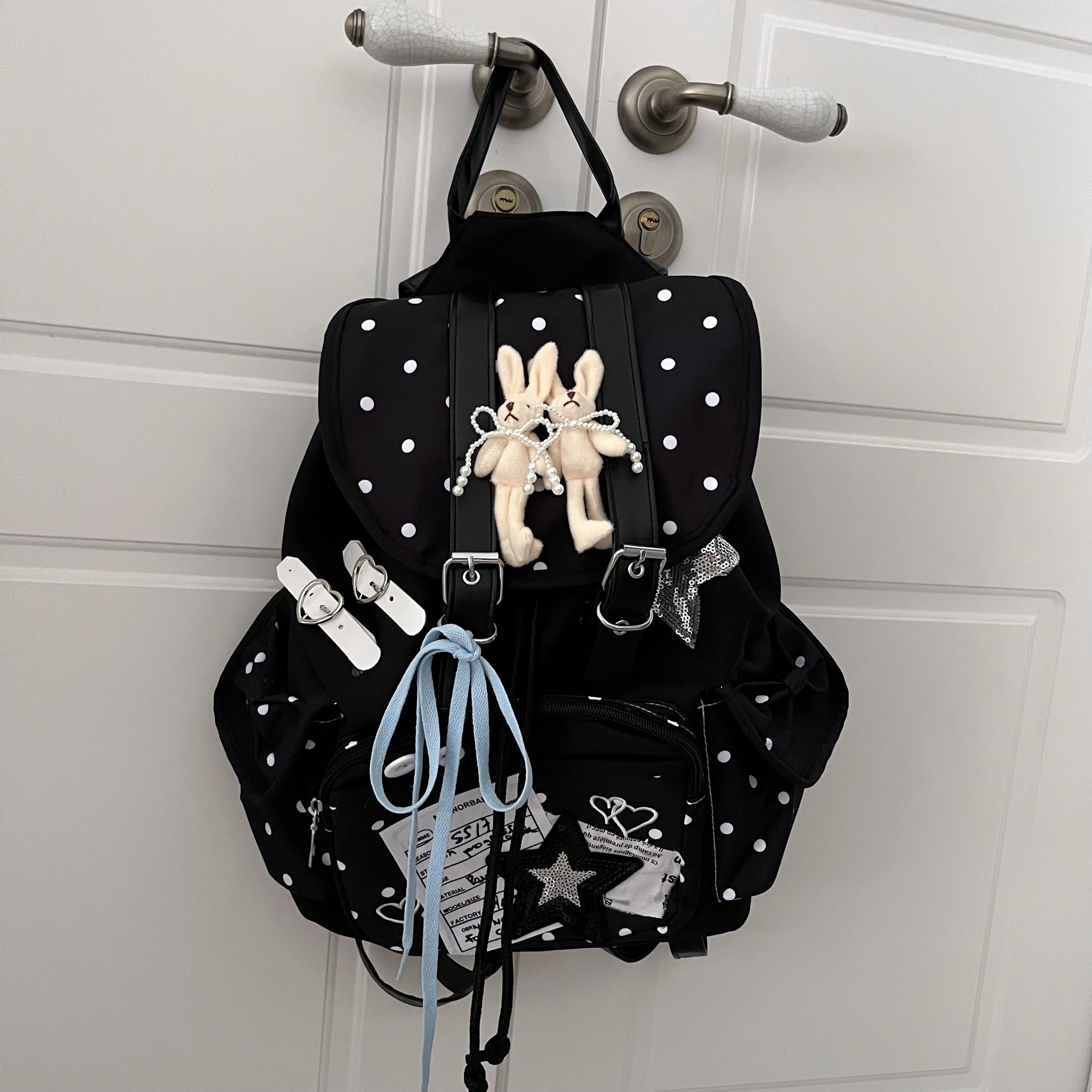 黑樱酱 自制波点小兔y2k贴布小众设计日系百搭休闲学院背包双肩包