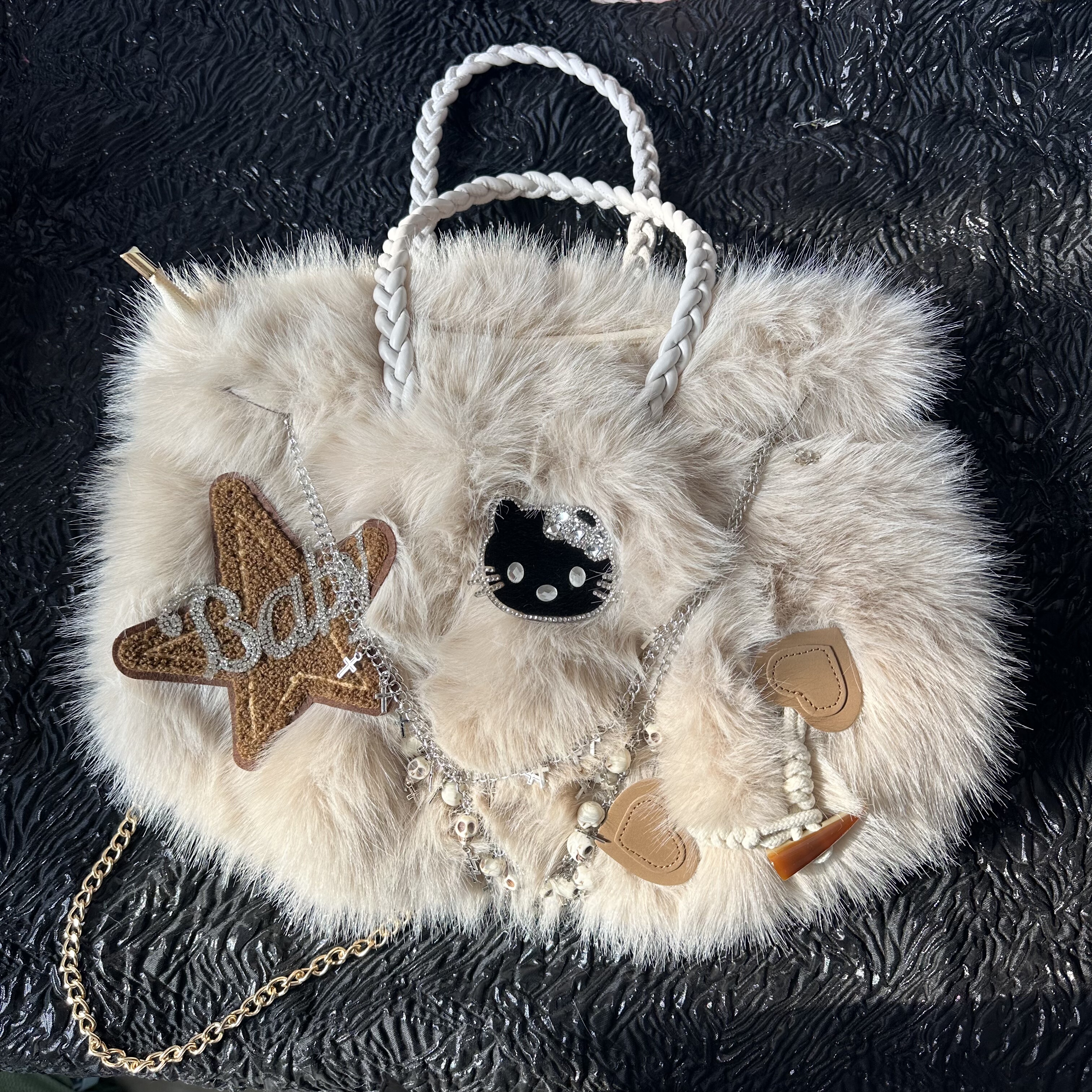 黑樱酱大容量毛绒人造皮草推特包复古辣妹y2k千禧秋冬手提斜挎包