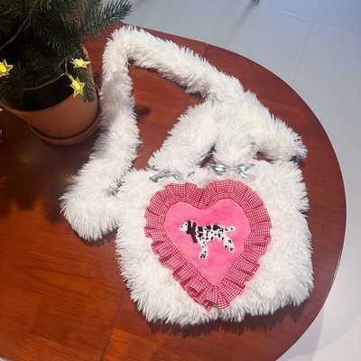 黑樱酱自制爱心斑点狗毛绒可爱日韩小众设计感y2k穿搭单肩斜挎包