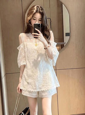 时尚露肩短袖上衣+短裤两件套女