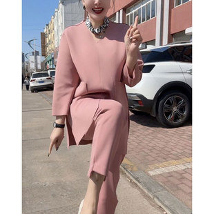 时尚妈妈休闲V领套装女2026春季新款宽松显瘦百搭气质纯色两件套