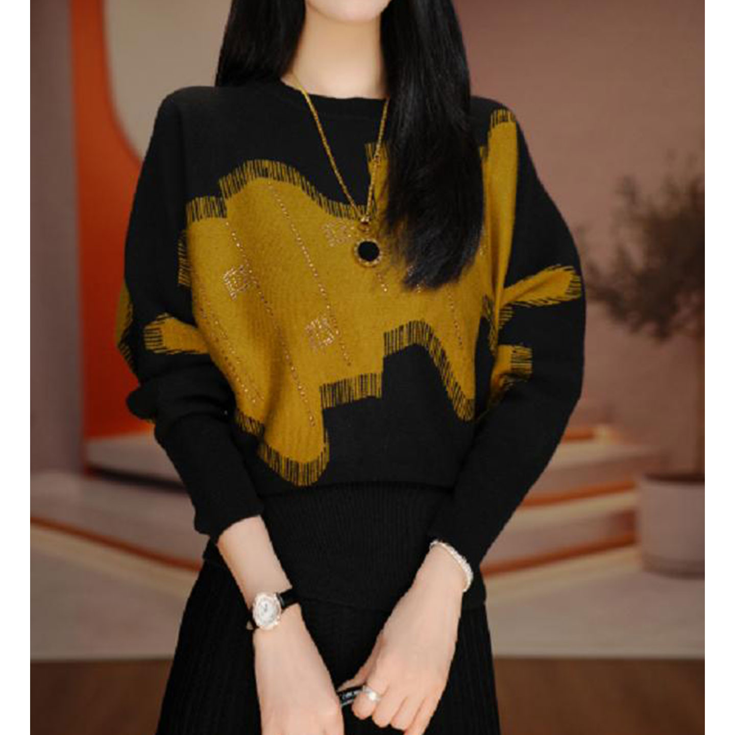 时尚洋气撞色长袖针织打底衫减龄