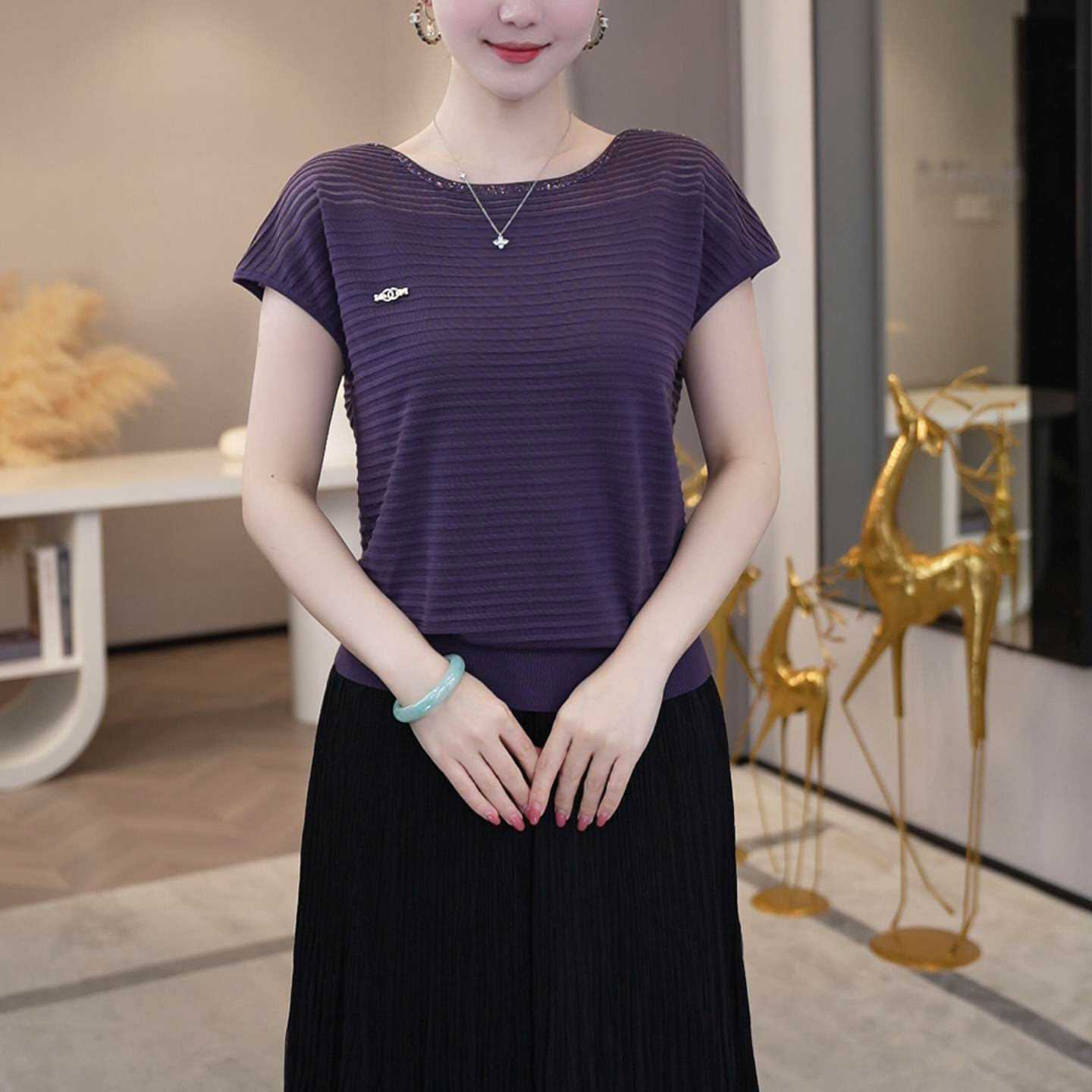 时尚洋气圆领短袖针织衫薄款2026夏季新款宽松显瘦百搭减龄上衣女