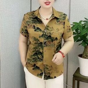 复古洋气翻领印花2023夏季新款短袖t恤衬衫开衫大码妈妈装百搭女