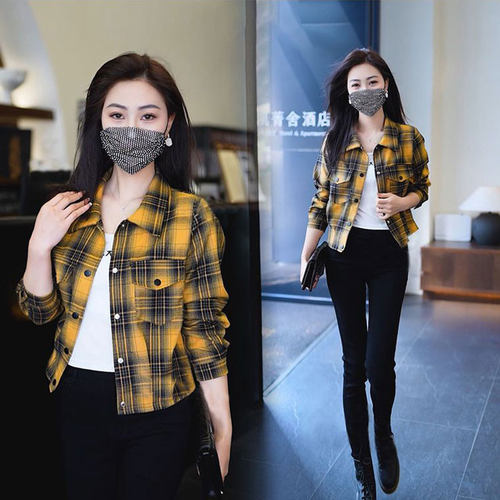 宽松气质长袖格子短外套减龄女装