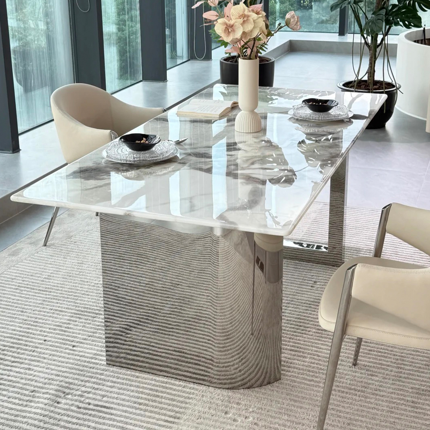 多芬奇天然芬迪白奢石餐桌椅组合