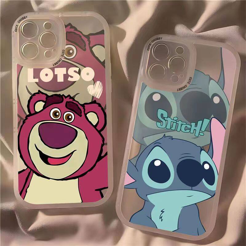 英文草莓熊适用苹果14pro手机壳iPhone13/11promax日韩12mini创意7p/8plus透明xr新款xsmax卡通se3可爱6splus