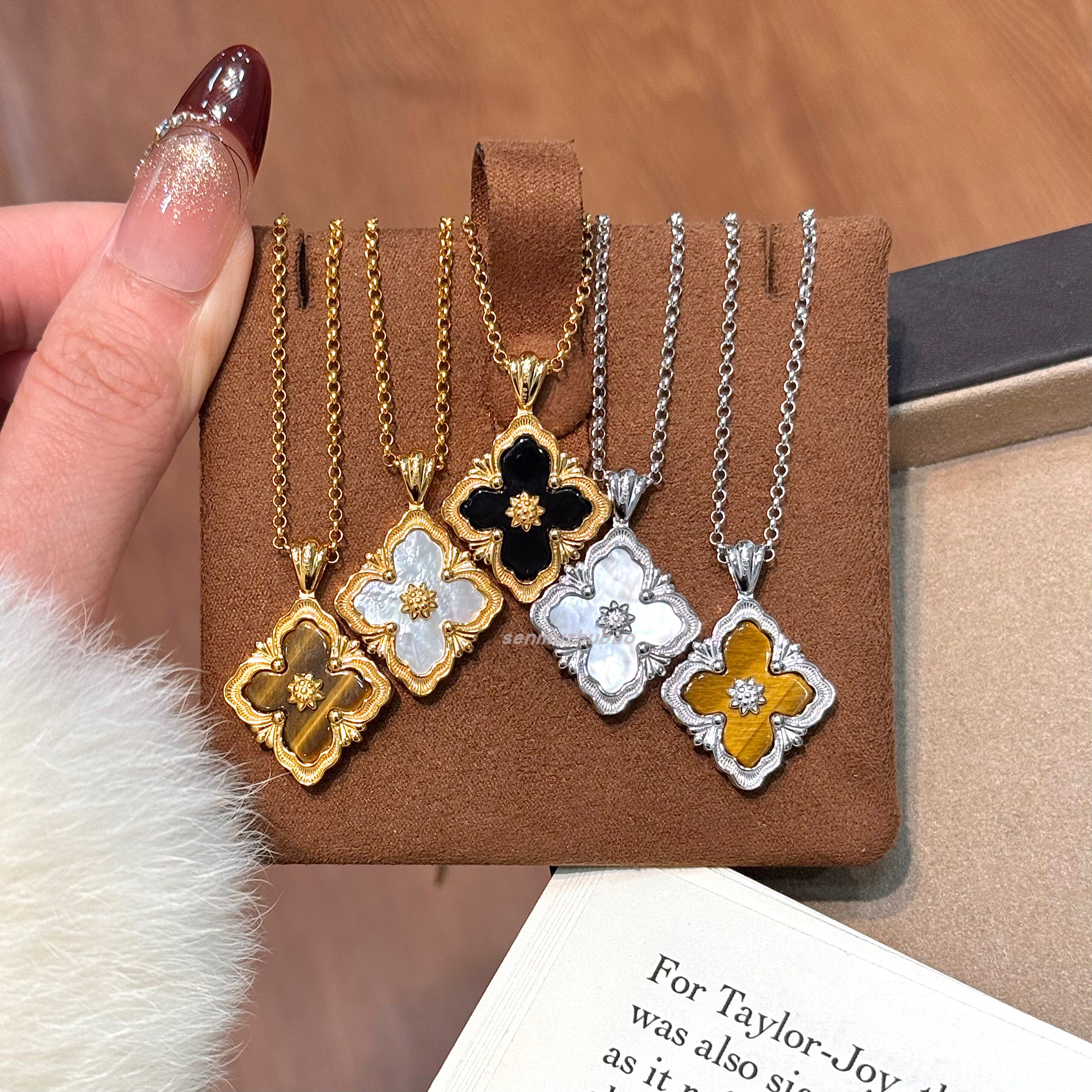 925纯银意大利工艺复古宫廷风歌剧院四叶草项链贝母虎眼玛瑙项链